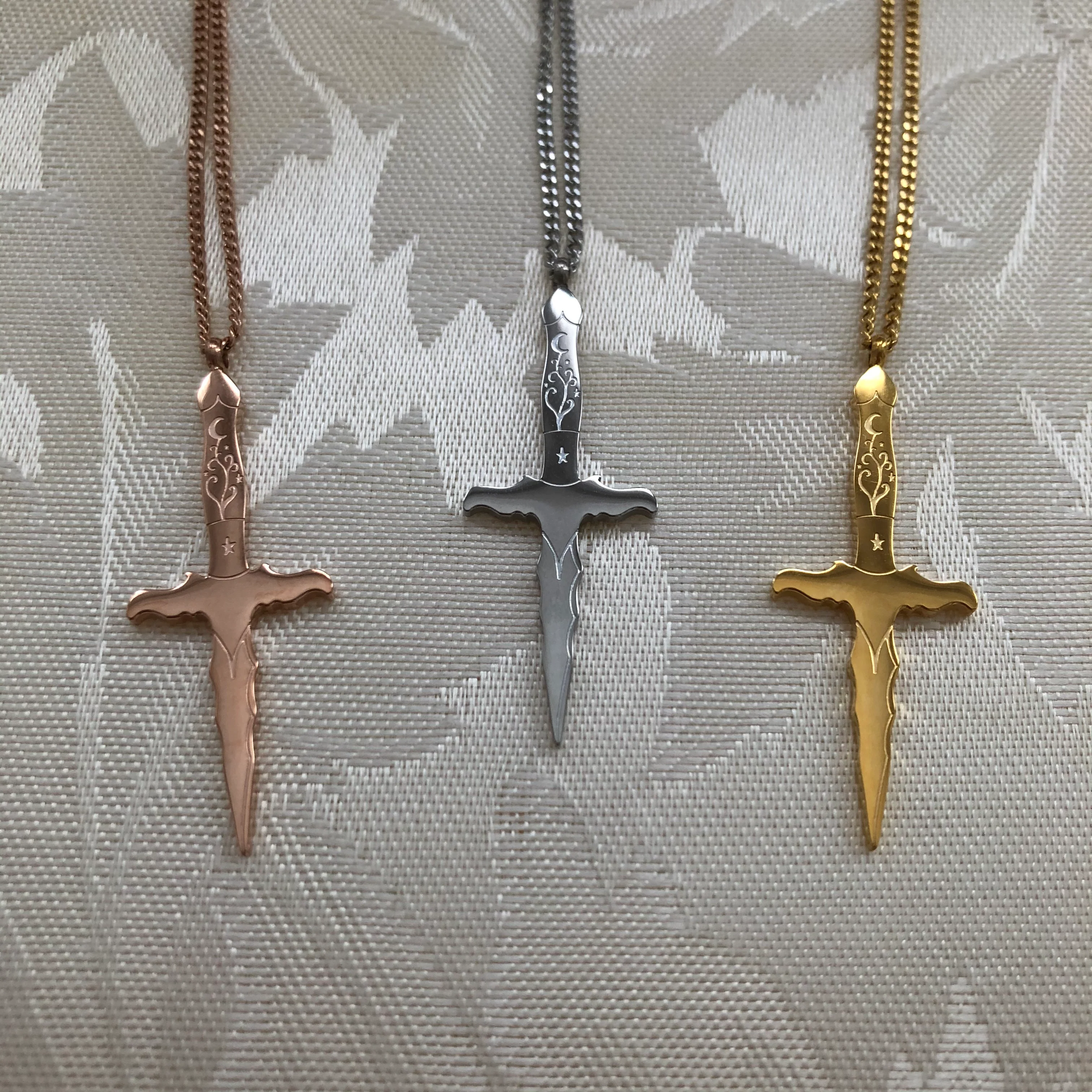 Ritual Dagger Necklace - Image 5