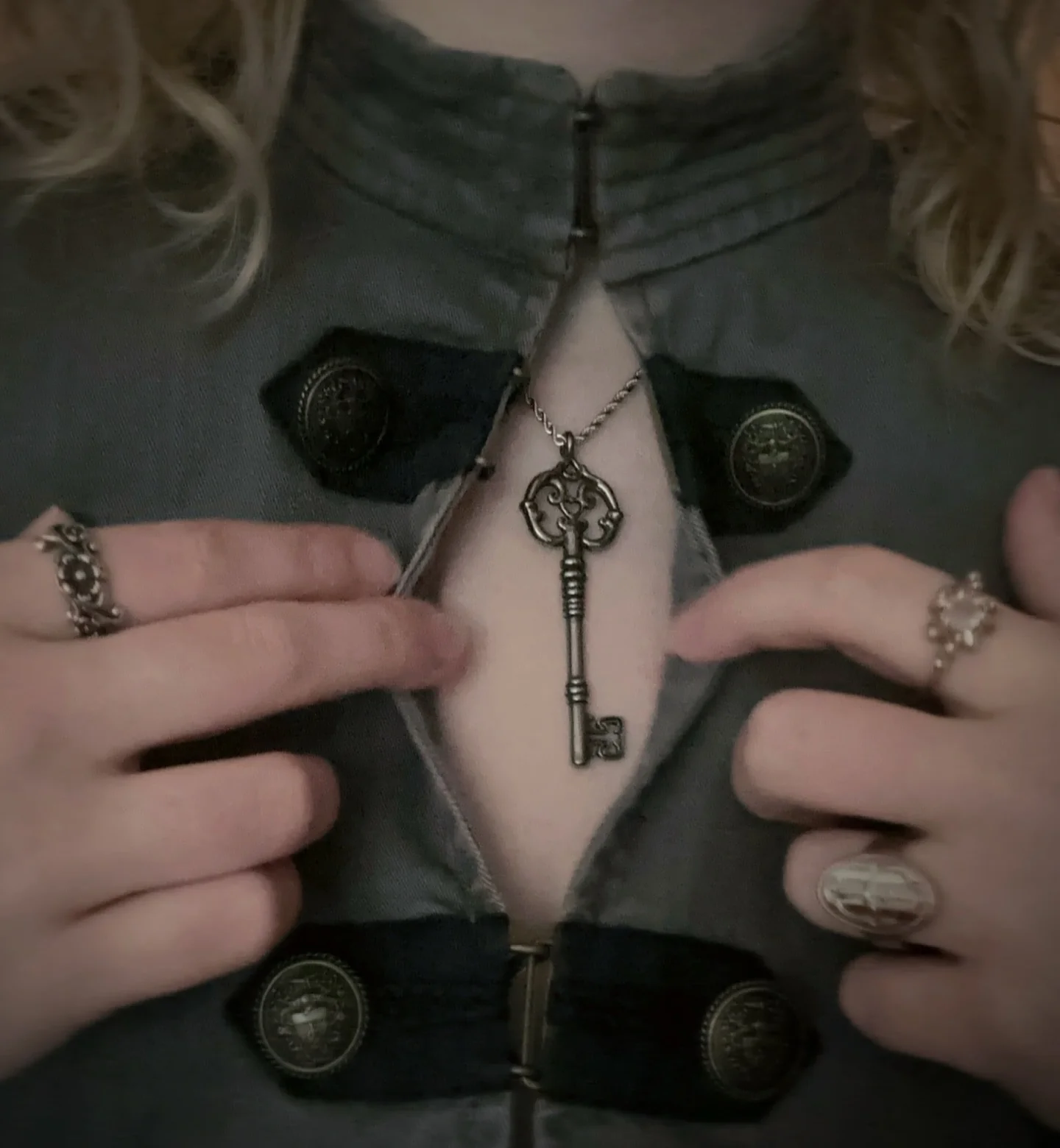 Skeleton Key Necklace - Image 3